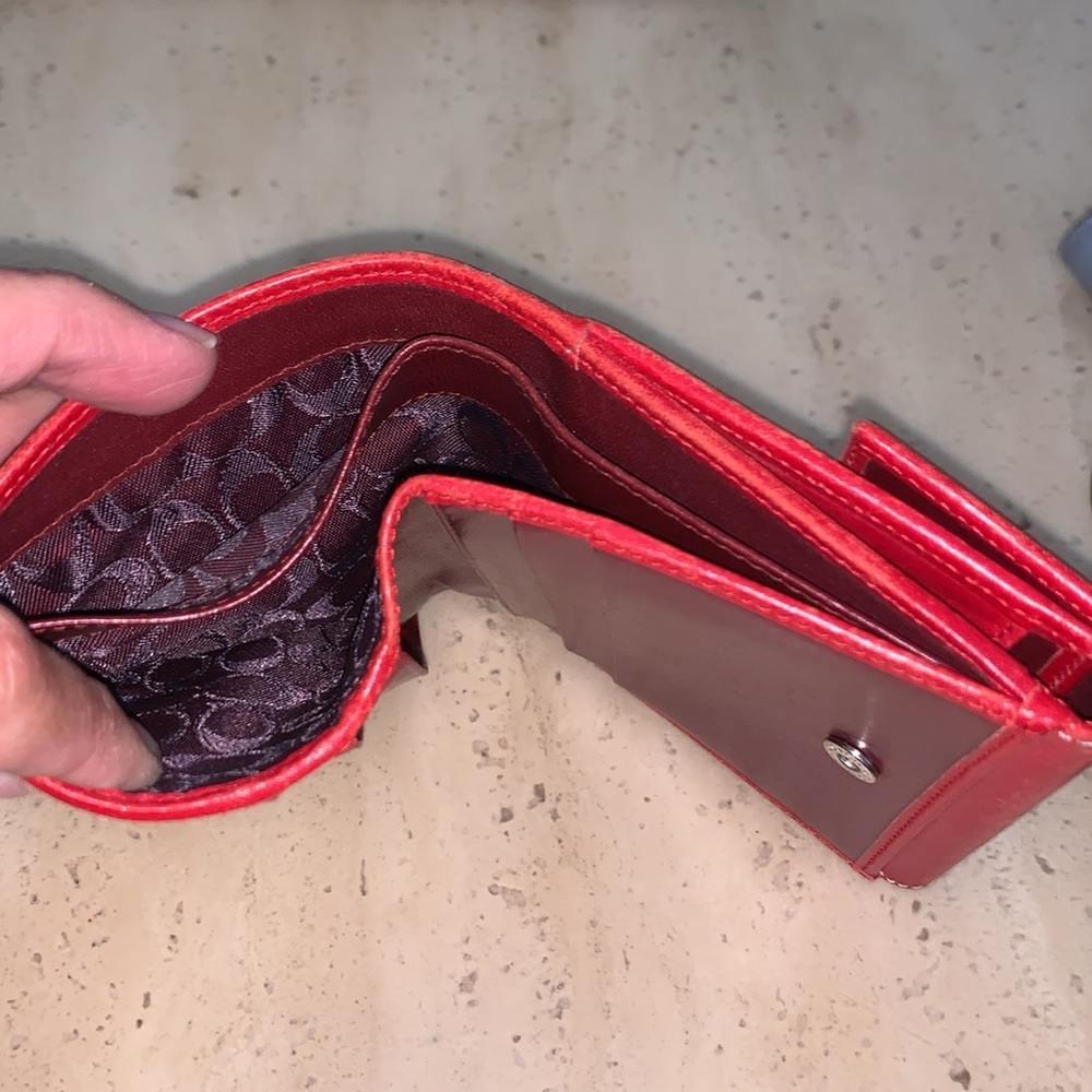 Vintage authentic coach, red wallet - Picture 10 of 13